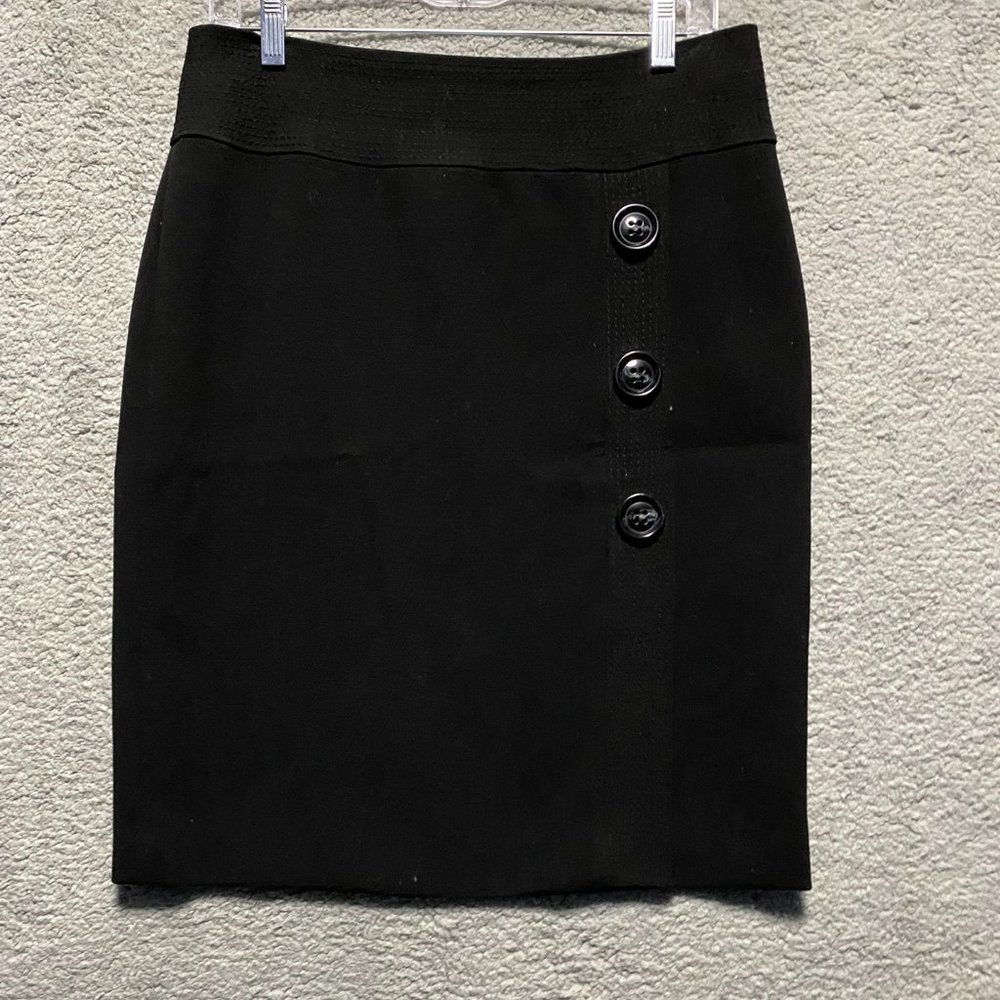 Talbots Pencil Skirt Black Career Dress Size 6 Stretch- Buttons accents.